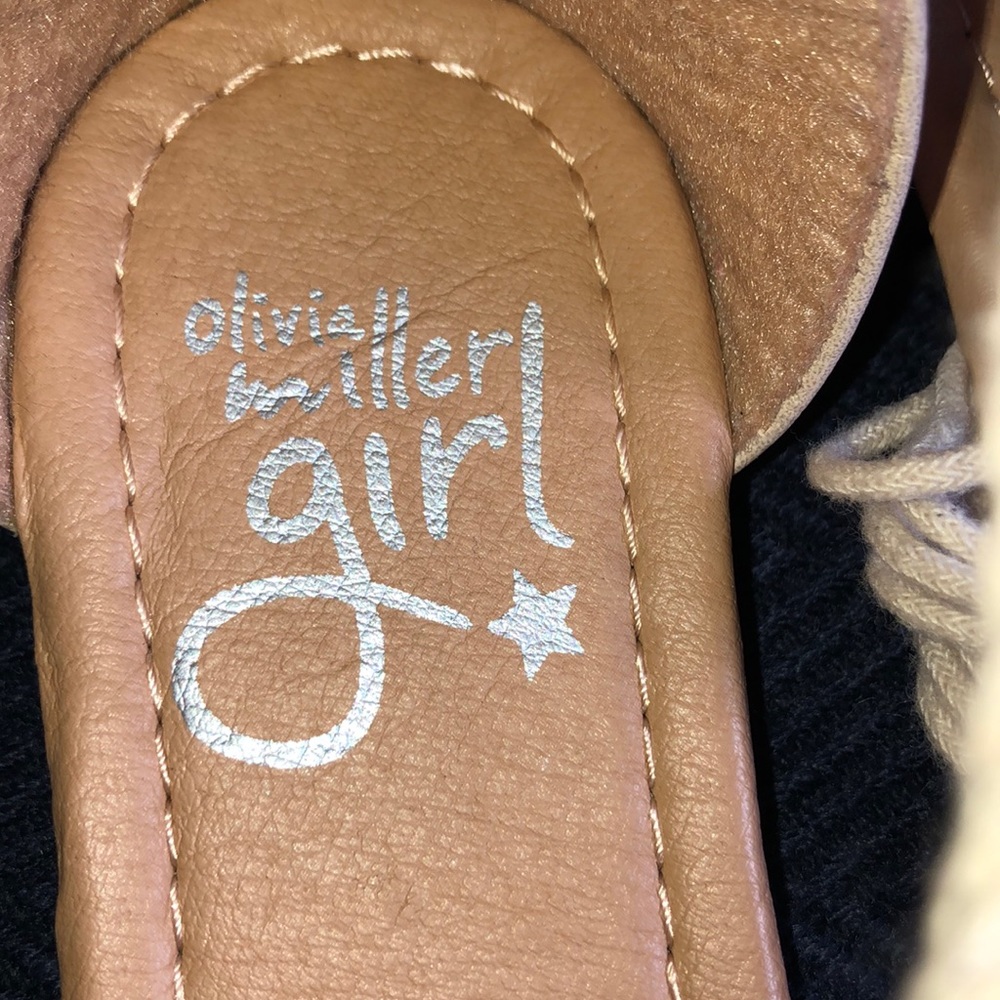 Sandals - Picture 6 of 6